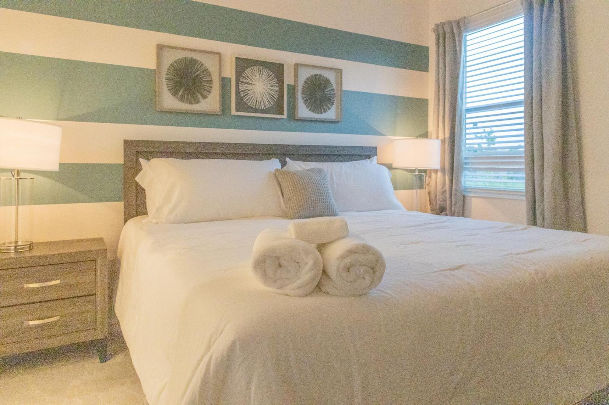 Waterfront Brand New Modern Luxury 8 Bedroom Pool House! Sleeps 16 Kissimmee Exterior foto